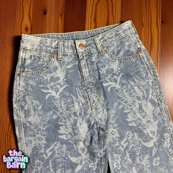 Wrangler Women’s Bootcut Jeans Blue Denim Size 28x29 – Style 14436 Oct 2022 Tag - Picture 2 of 5